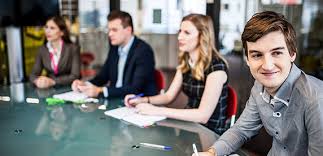 PELATIHAN PROFESSIONAL RECEPTIONIST AND OPERATOR