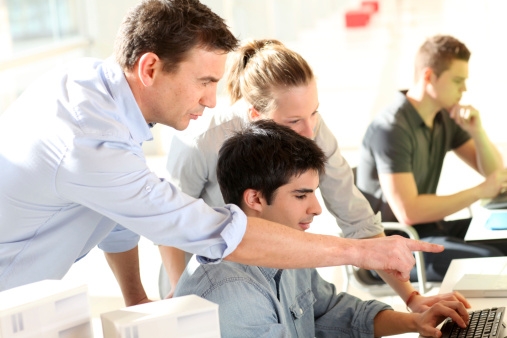 PELATIHAN SKILLS FOR SERVICE EXCELLENCE